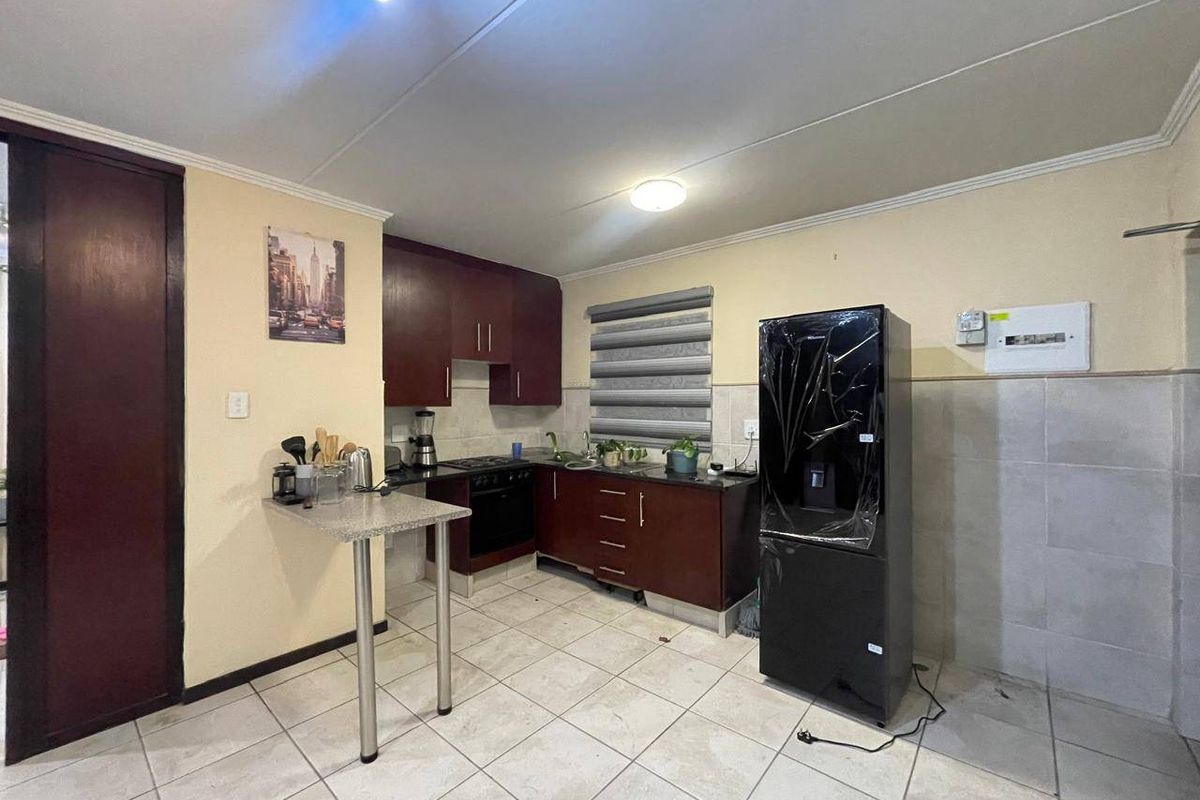 Apartment Rental Monthly In Centurion - Photo 2