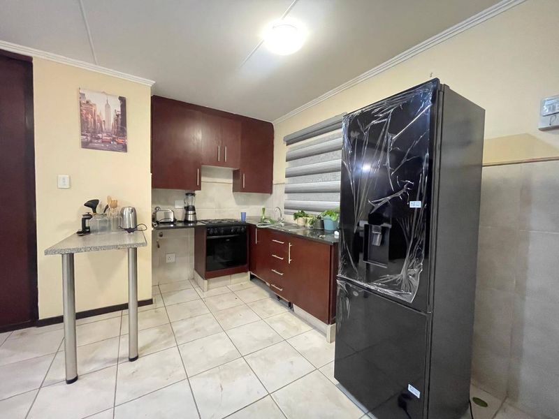 Apartment Rental Monthly In Centurion - Photo 3