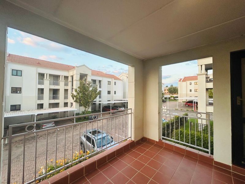 Apartment Rental Monthly In Midrand - Photo 2