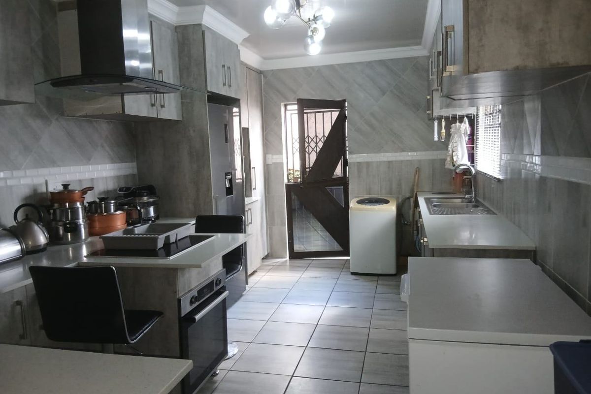 House For Sale In Pretoria - Photo 3