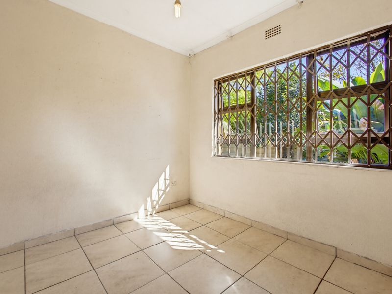 House For Sale In Benoni - Photo 8