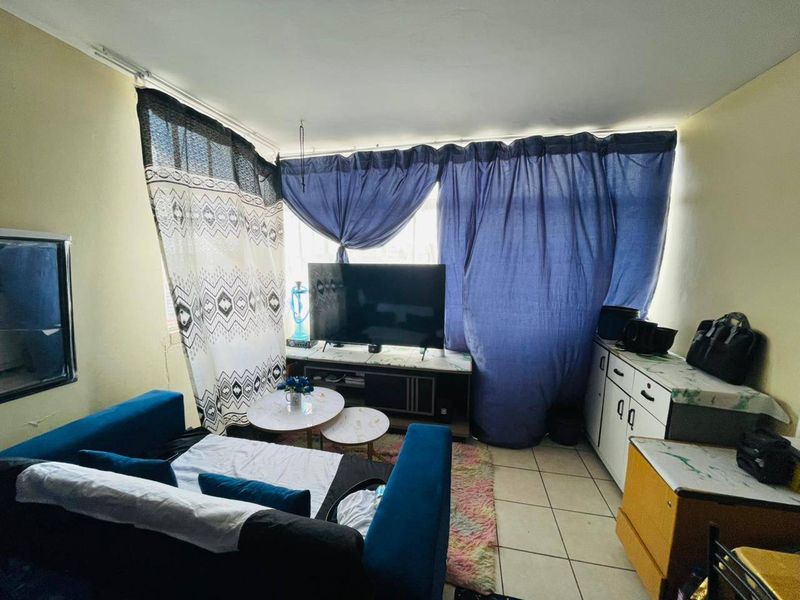 Apartment For Sale In Pretoria - Photo 9