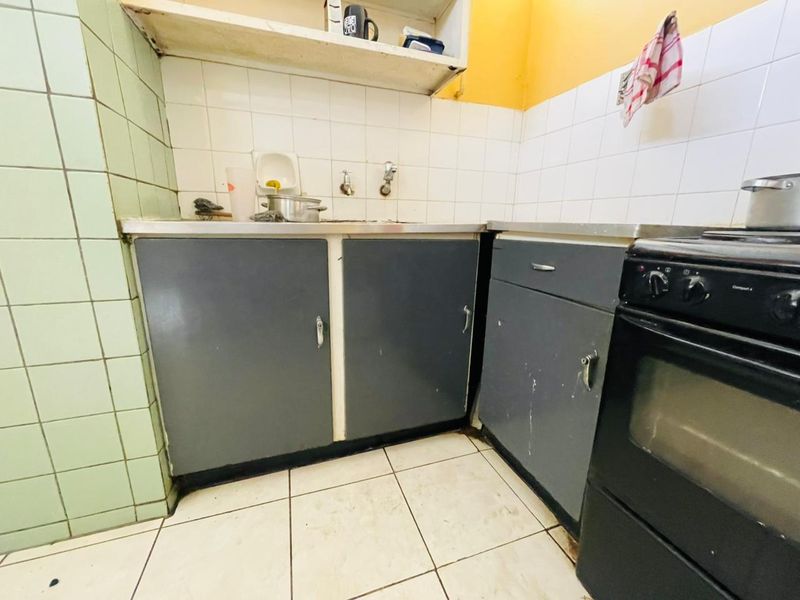 Apartment For Sale In Pretoria - Photo 3