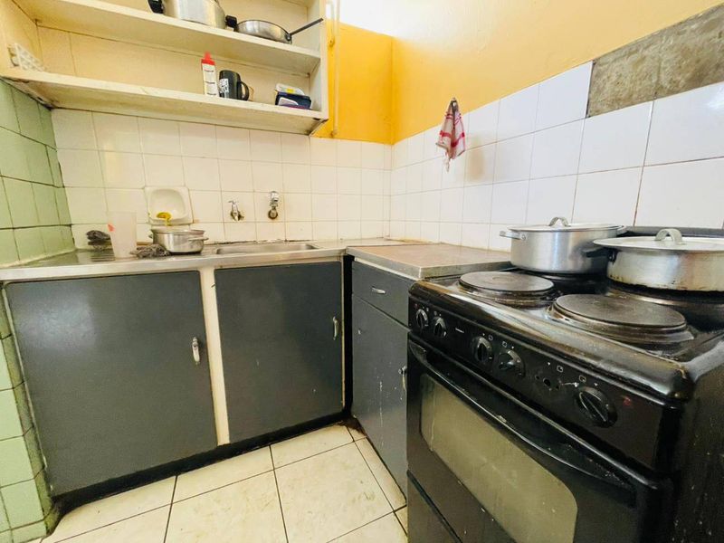 Apartment For Sale In Pretoria - Photo 5