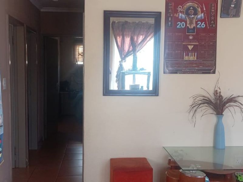 House For Sale In Pretoria - Photo 1