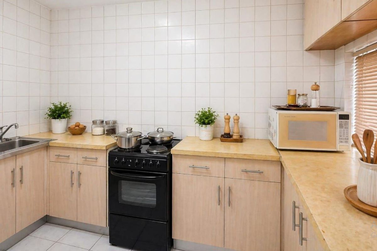 Apartment For Sale In Pretoria - Photo 2