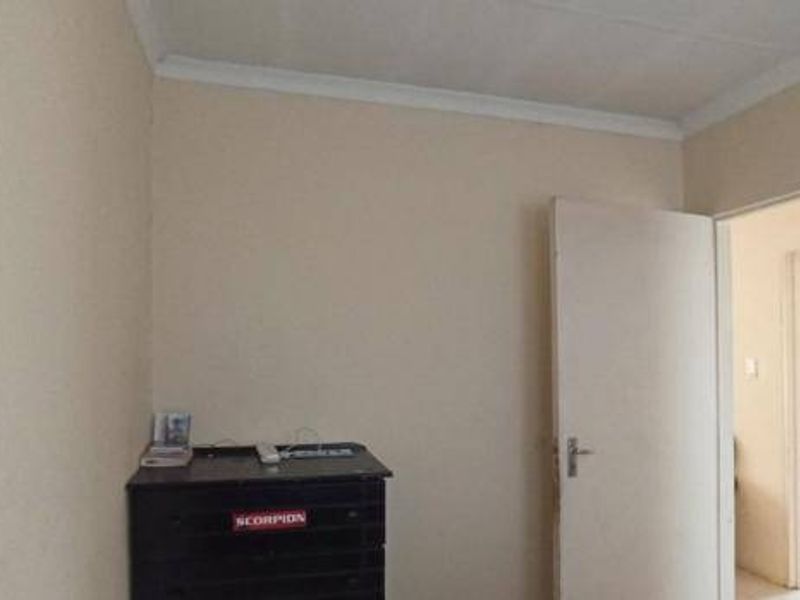 House For Sale In Roodepoort - Photo 10