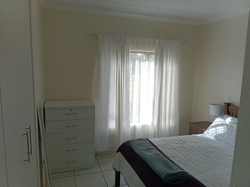 Apartment For Sale In Alberton - Photo 5