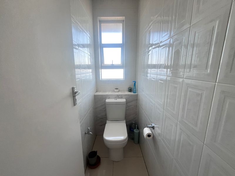 Apartment For Sale In Durban - Photo 10