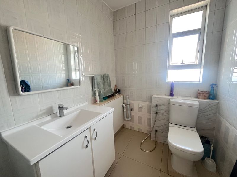 Apartment For Sale In Durban - Photo 9