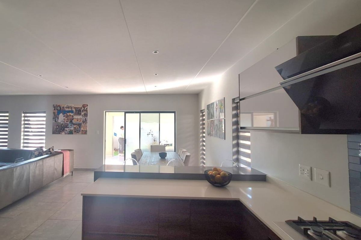 House For Sale In Midrand - Photo 4