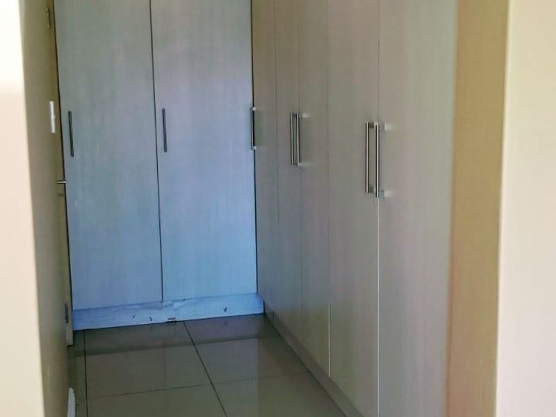 Townhouse Rental Monthly In Sandton - Photo 8
