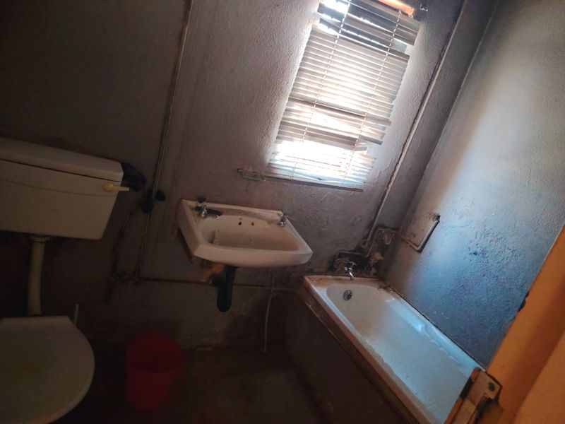 House For Sale In Nigel - Photo 3