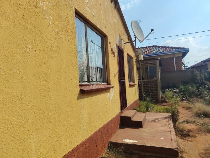 House For Sale In Nigel - Photo 1