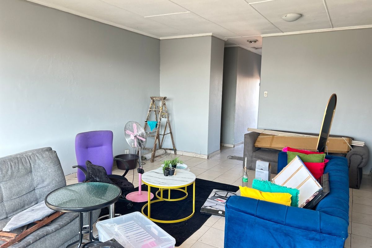 Apartment For Sale In Pretoria - Photo 5