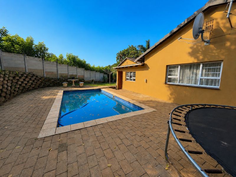 House For Sale In Margate - Photo 2