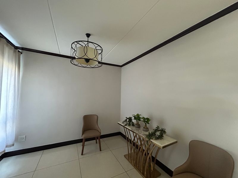 Townhouse Rental Monthly In Midrand - Photo 6