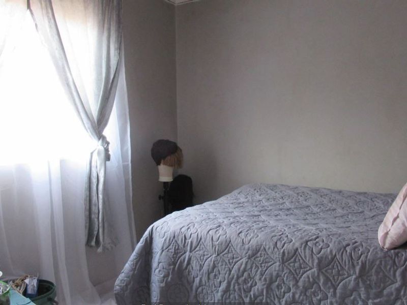 House For Sale In Tembisa - Photo 6