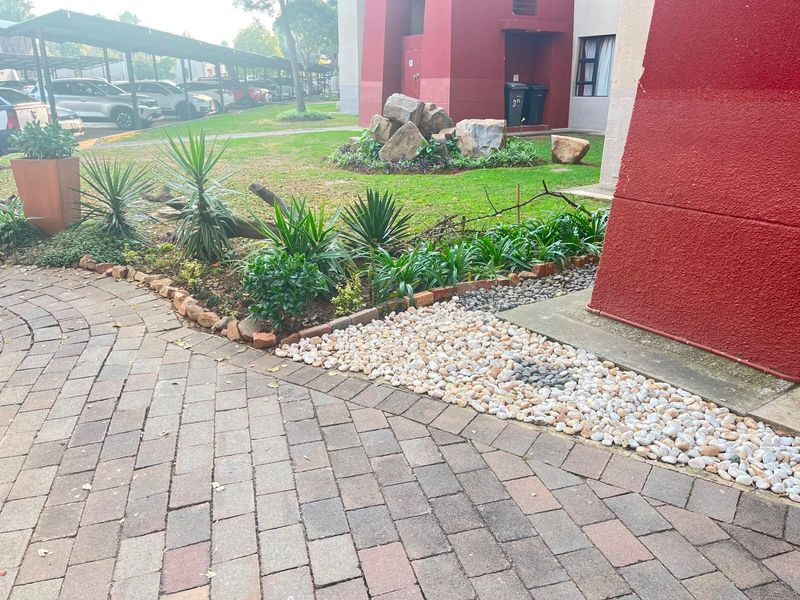 Apartment For Sale In Centurion - Photo 2