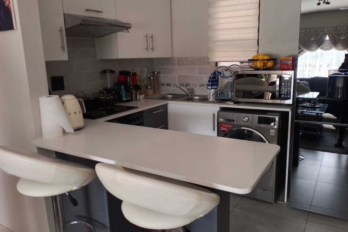 Apartment Rental Monthly In Boksburg - Photo 3