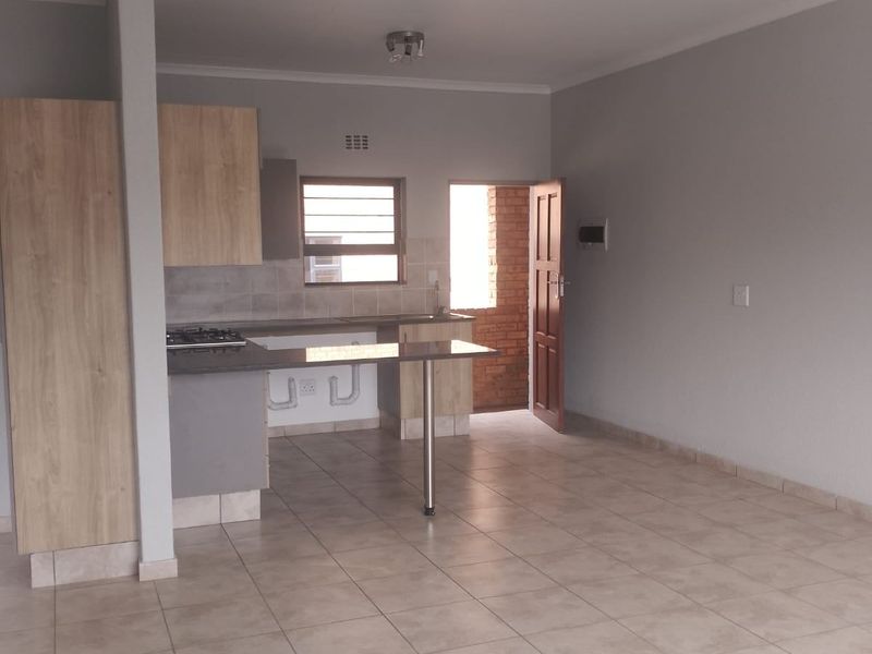 Apartment Rental Monthly In Boksburg - Photo 2