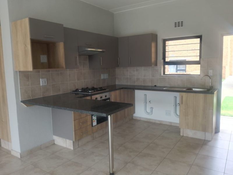 Apartment Rental Monthly In Boksburg - Photo 3