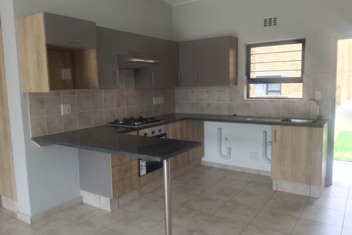 Apartment Rental Monthly In Boksburg - Photo 3