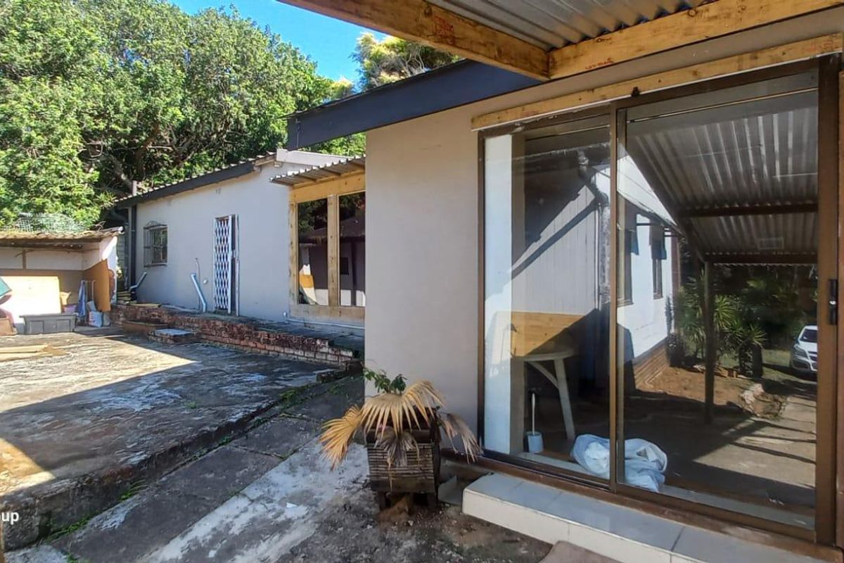 House For Sale In Margate - Photo 4