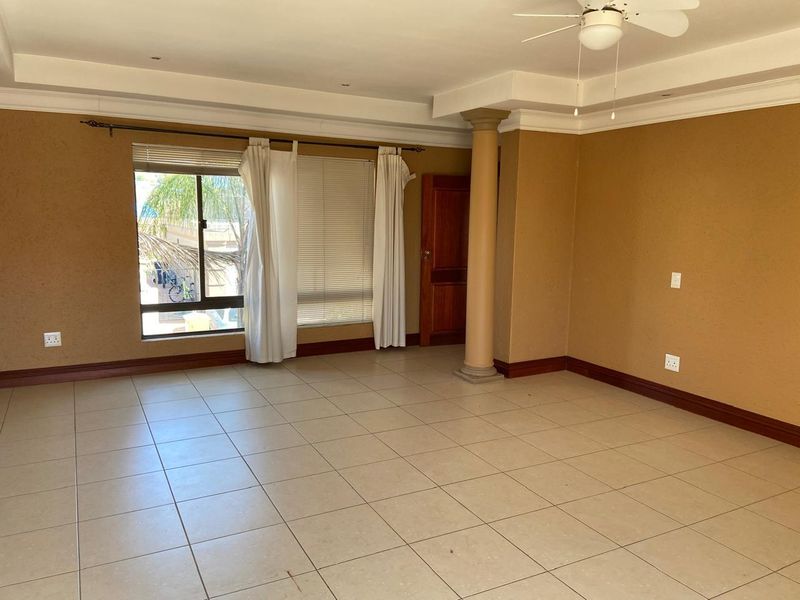Cluster Rental Monthly In Roodepoort - Photo 2