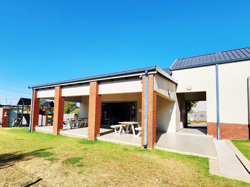 Apartment Rental Monthly In Midrand - Photo 9