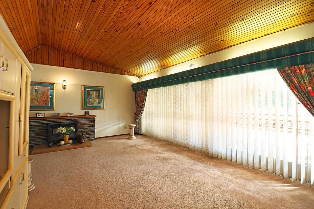 House For Sale In Johannesburg - Photo 3