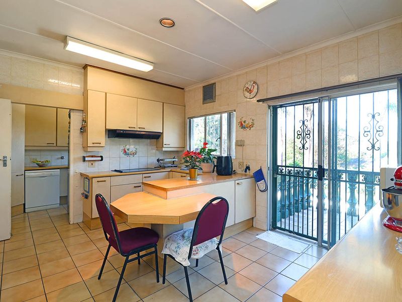 House For Sale In Johannesburg - Photo 4