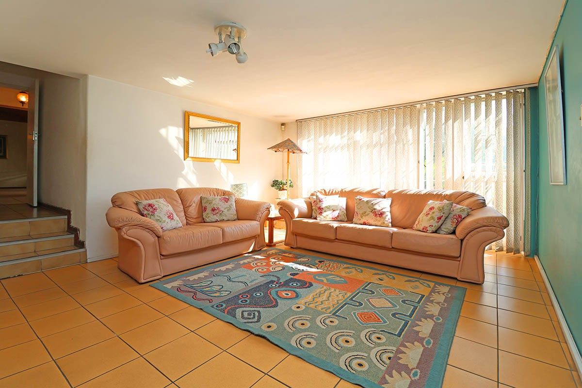 House For Sale In Johannesburg - Photo 2