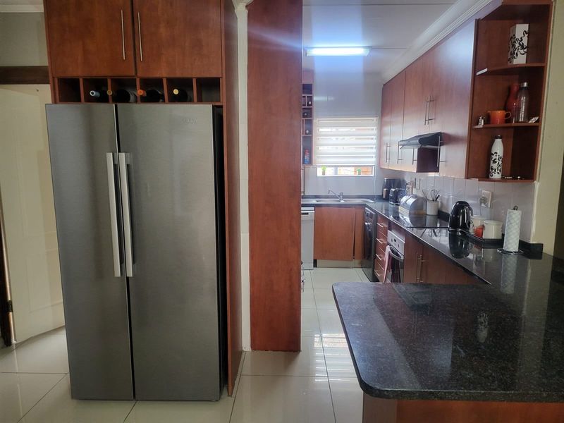 Apartment Rental Monthly In Boksburg - Photo 2