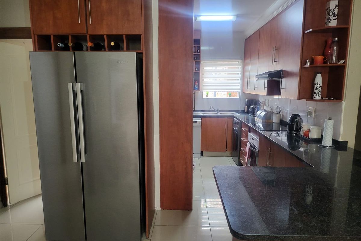 Apartment Rental Monthly In Boksburg - Photo 2
