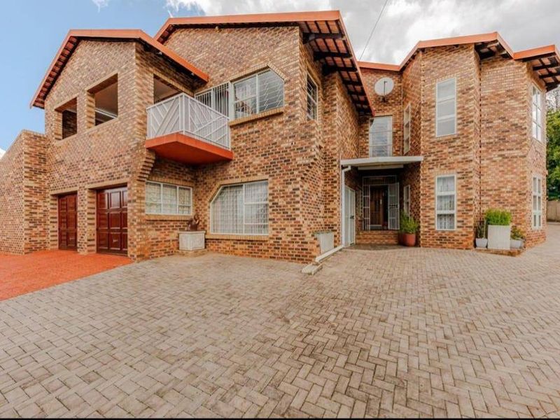House For Sale In Krugersdorp - Photo 1