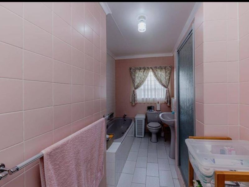 House For Sale In Krugersdorp - Photo 9