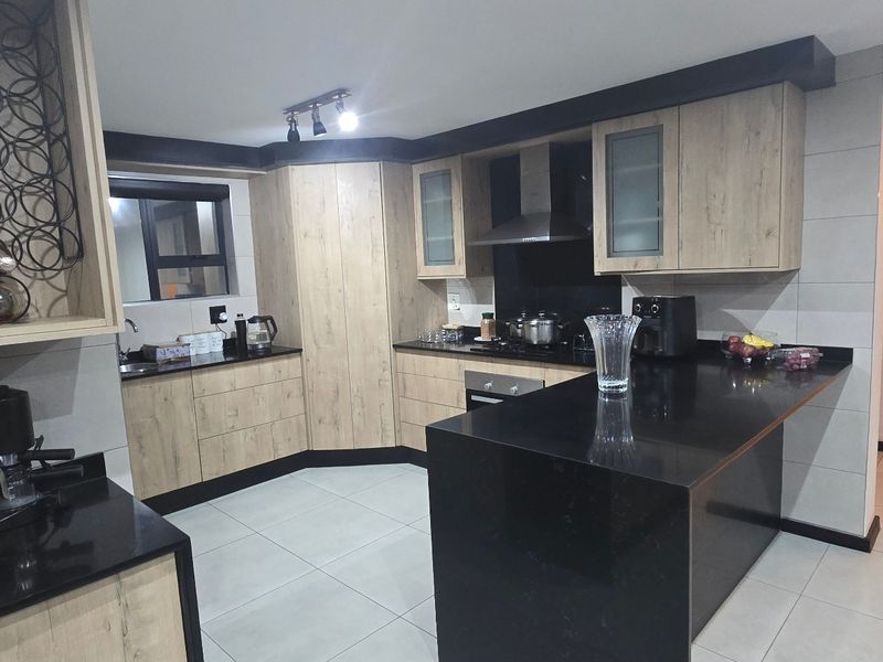 House For Sale In Benoni - Photo 7