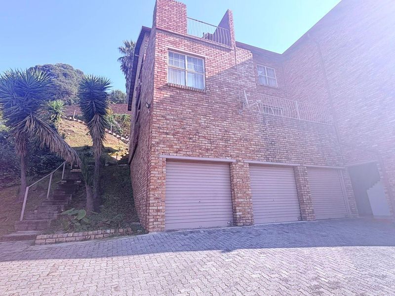 Apartment Pending Sale In Roodepoort - Photo 2