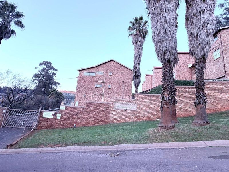 Apartment Pending Sale In Roodepoort - Photo 1