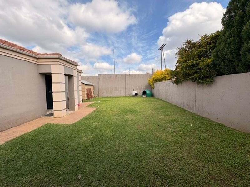House For Sale In Midrand - Photo 2