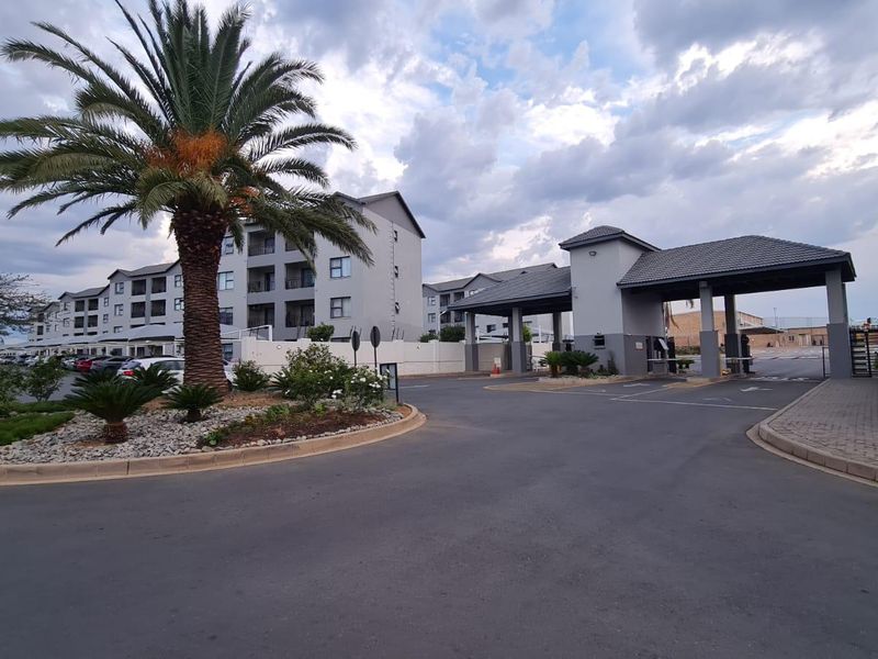 Apartment Rental Monthly In Midrand - Photo 1
