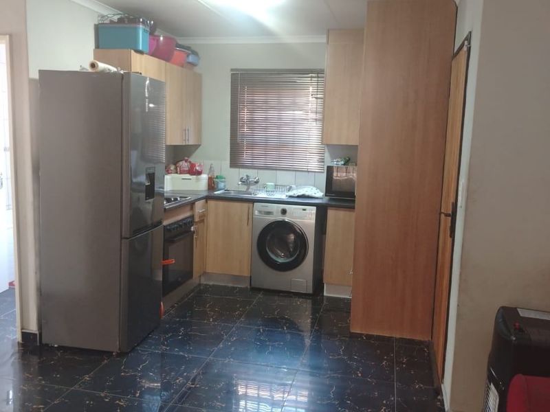 House For Sale In Boksburg - Photo 3