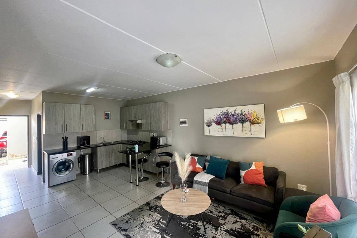Apartment For Sale In Midrand - Photo 4