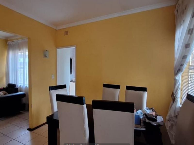 House For Sale In Benoni - Photo 7