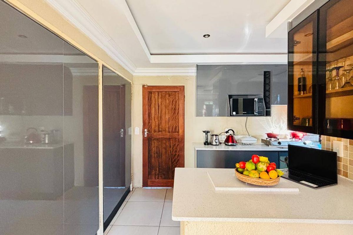 House For Sale In Roodepoort - Photo 5