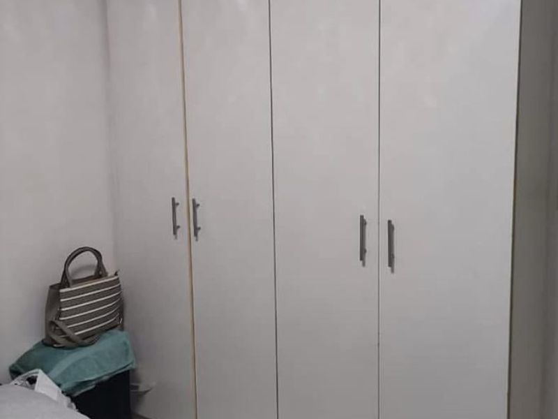 Apartment For Sale In Cape Town - Photo 7