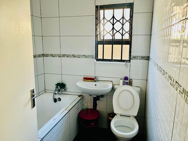 House For Sale In Boksburg - Photo 9