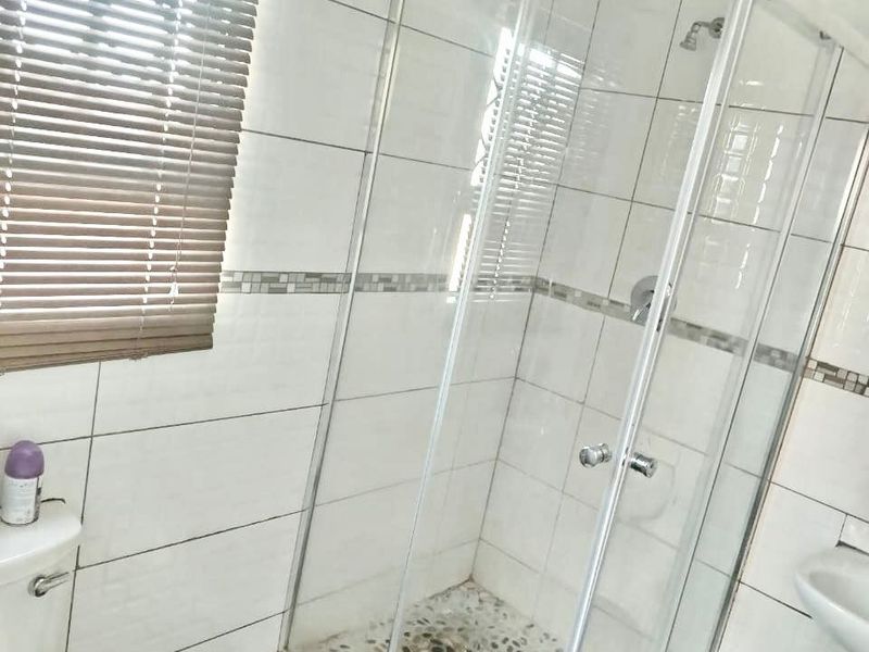 House For Sale In Boksburg - Photo 10