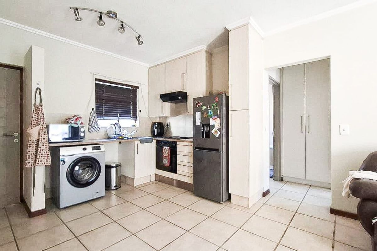 Apartment Rental Monthly In Sandton - Photo 4